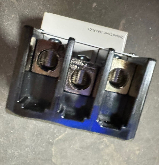 ALLEN BRADLEY 1492-PD3C111 SIRI B, BLOK TERMINAL KUASA BARU