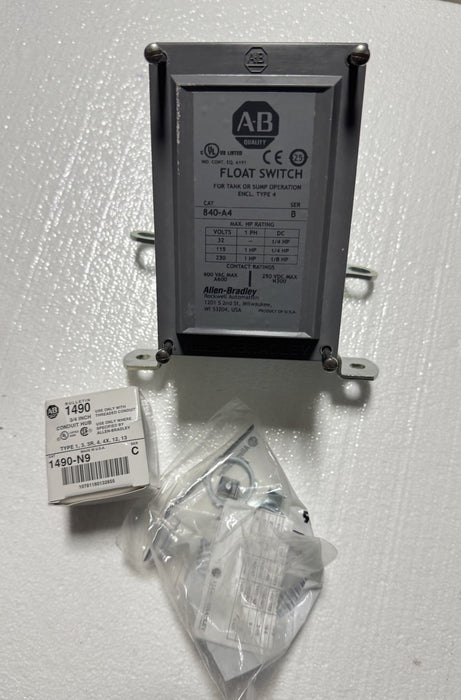 840-A4 NEW ALLEN BRADLEY FLOAT SWITCH NNB