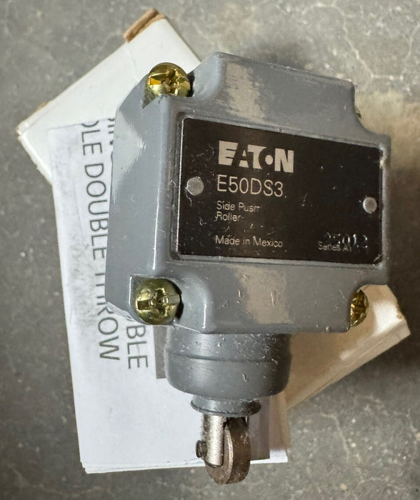 BARU EATON E50DS3 LIMIT SWITCH HEAD SIDE TOLAK GULUNG AC/DC
