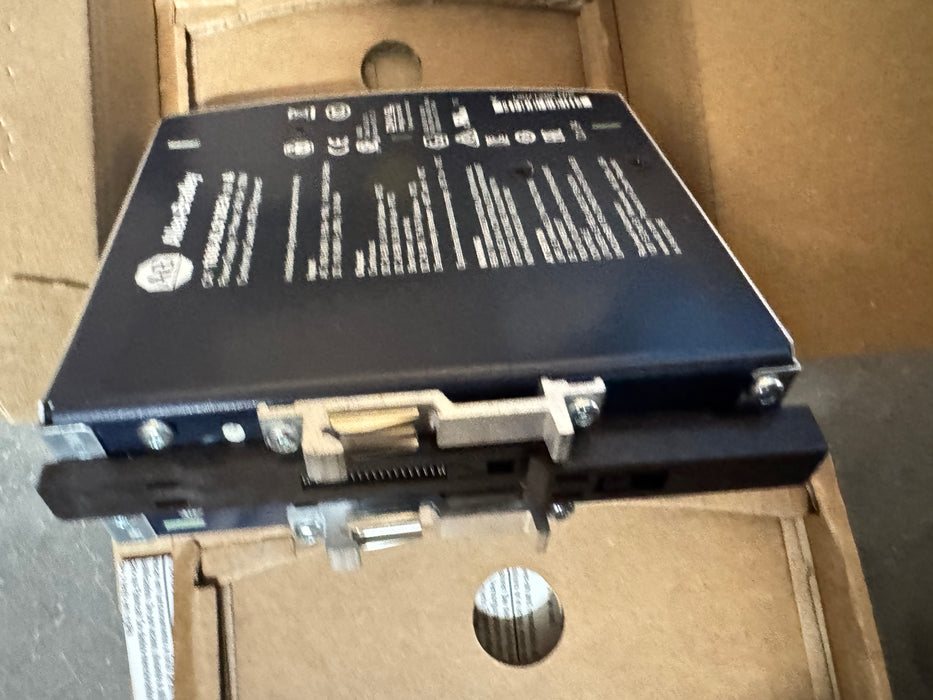 1606-XLS120EA NEW ALLEN BRADLEY DC POWER SUPPLY 100-240VAC 24-28 VDC OUT 120 WATT 5A ATEX