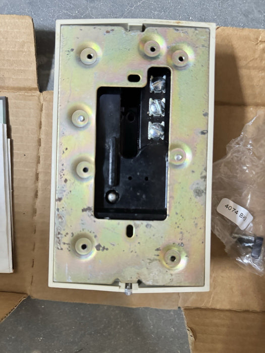 T921A 1191 NEW UNUSED HONEYWELL THERMOSTAT PROP VALVE DAMPER CONTROL TRADELINE