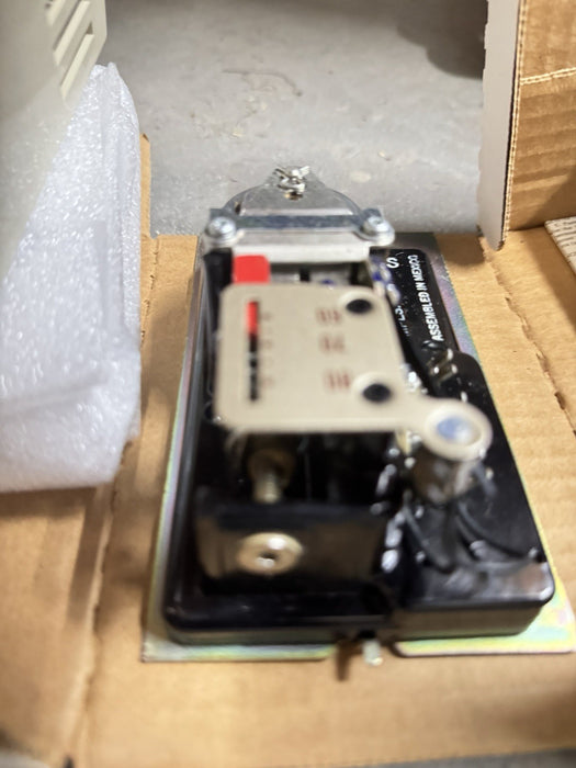 T921A 1191 NEW UNUSED HONEYWELL THERMOSTAT PROP VALVE DAMPER CONTROL  TRADELINE
