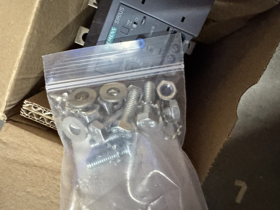 NEW SEALED SIEMENS 3RB2056-1FC0  ADJ OVERLOAD RELAY 50-200A