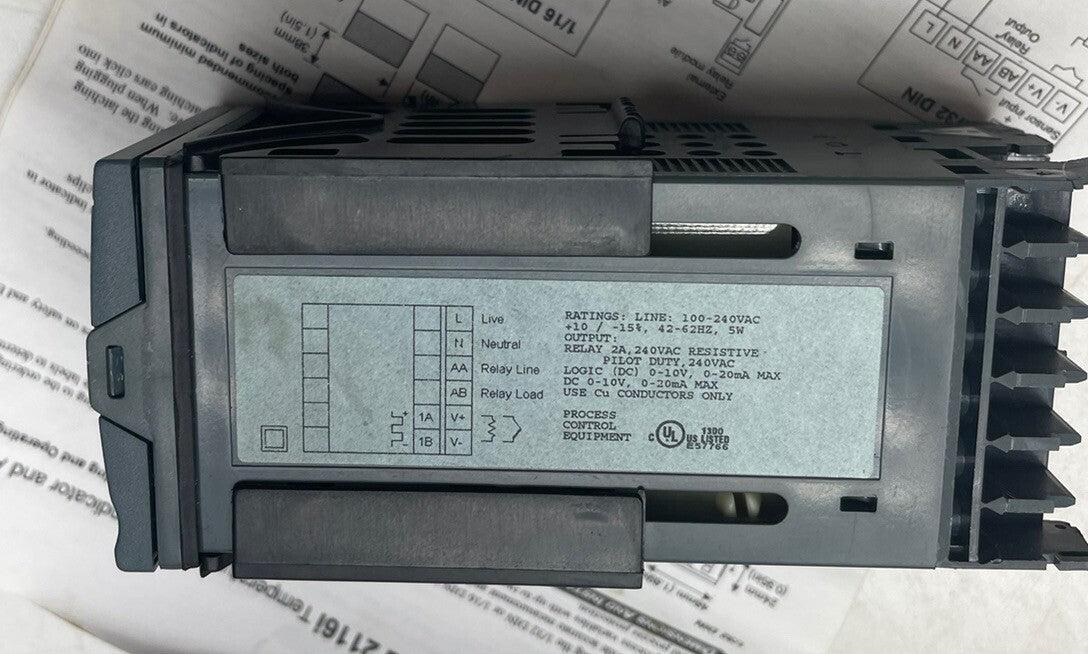 NEW BARBER COLMAN 2116I/AL/VH/XXX/AX143 INVENSYS EUROTHERM TEMPERATURE CONTROL