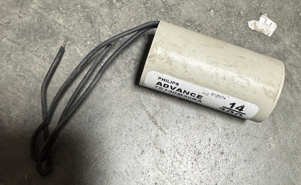 NEW ADVANCE 7C140M30RA BALLAST CAPACITOR ONLY