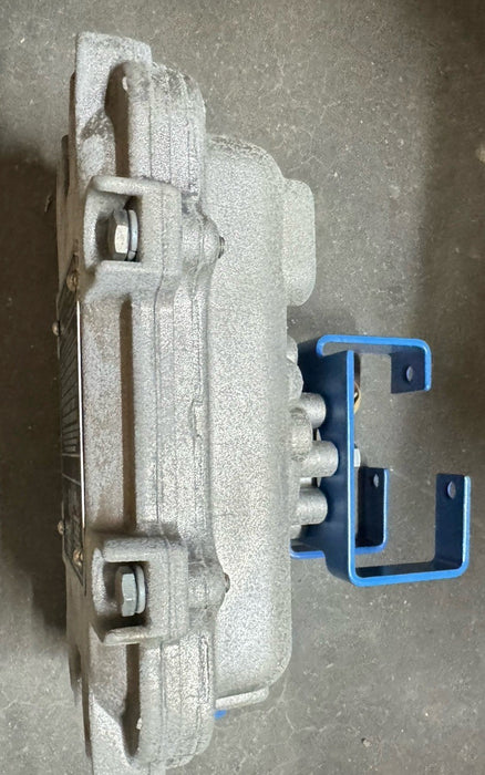 NEW NELES Jamesbury 32EX6 Snap Limit Switch 15 Amp 1/3HP EXPLOSION PROOF BRACKET