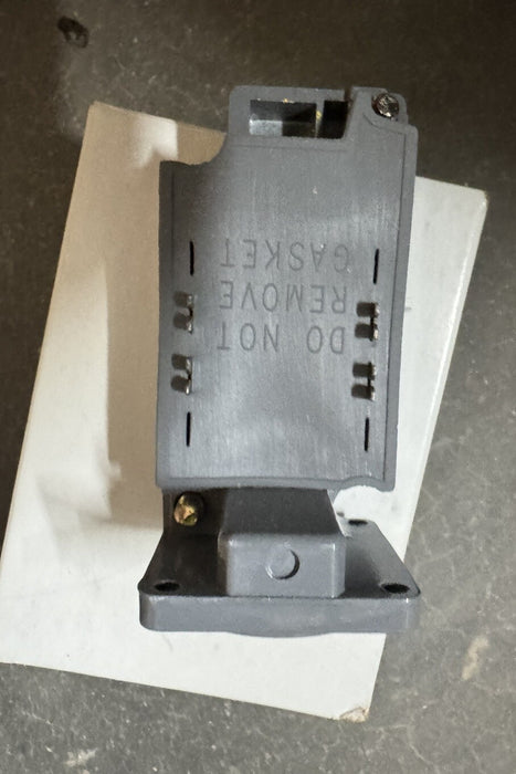 Eaton Cutler-Hammer E50SA Limit Switch Body Only