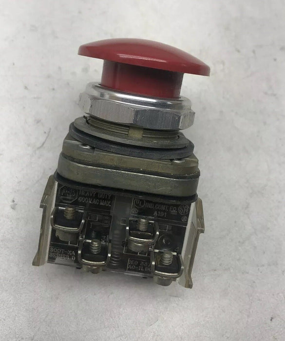 Allen Bradley 800T-D RED Head Push Button 1 NC Red  MISSING THE LOCK WASHERS
