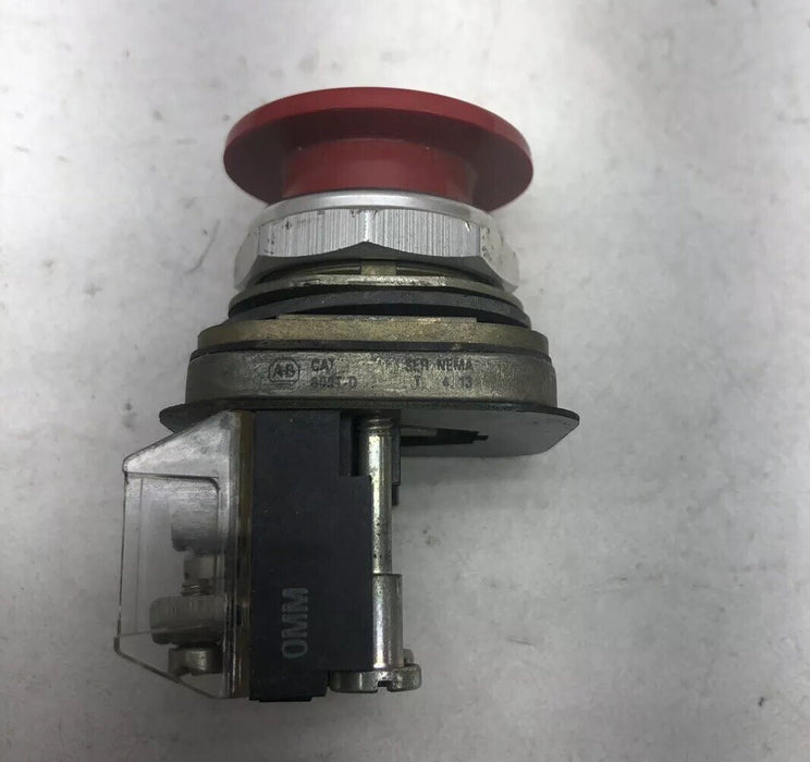 Allen Bradley 800T-D RED Head Push Button 1 NC Red  MISSING THE LOCK WASHERS