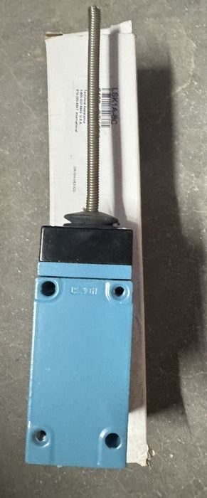 NEW HONEYWELL MICRO SWITCH LSK1A-8C  spring wand LIMIT NIB