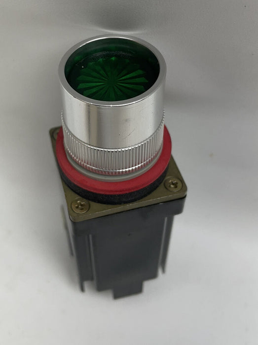 NEW Allen Bradley 800MR-PA16GA SMALL ROUND ILLUMINATED PUSHBUTTON GREEN FLUSH