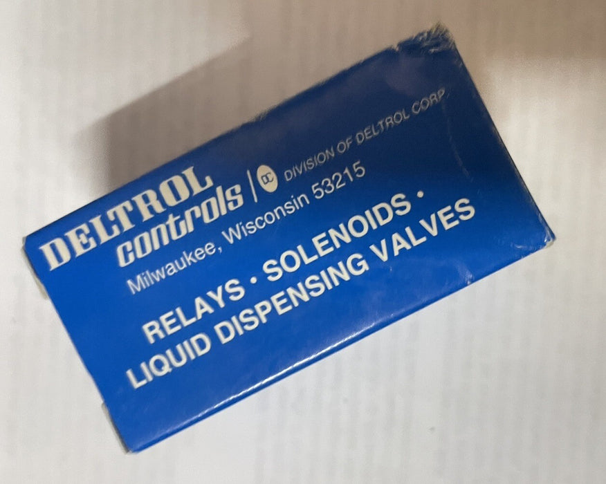 NEW DELTROL CONTROLS RELAY 20110-85 3PDT 240 VAC COIL 10 AMP HP RATED