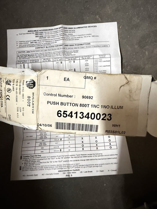 Allen Bradley Illuminated Push Button 800T-FXNQ10XA 800TFXNQ10XA NEW