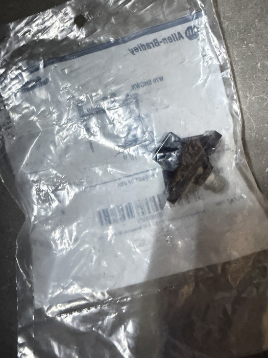 NEW ALLEN BRADLEY W40 OVERLOAD HEATERS BIMETALLIC HEATER NEMA MOTOR PROTECTION