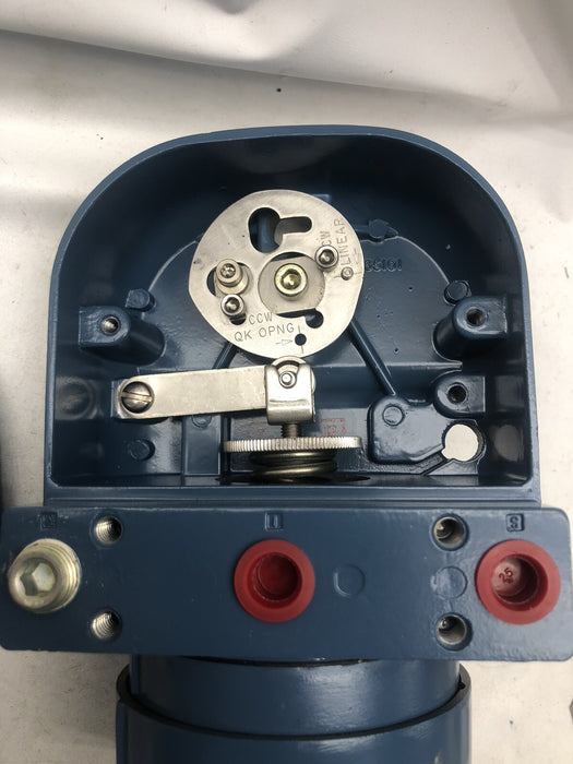 NEW  IMPERIAL  jamesbury neles PNEUMATIC VALVE POSITIONER / ACTUATOR L053 65101