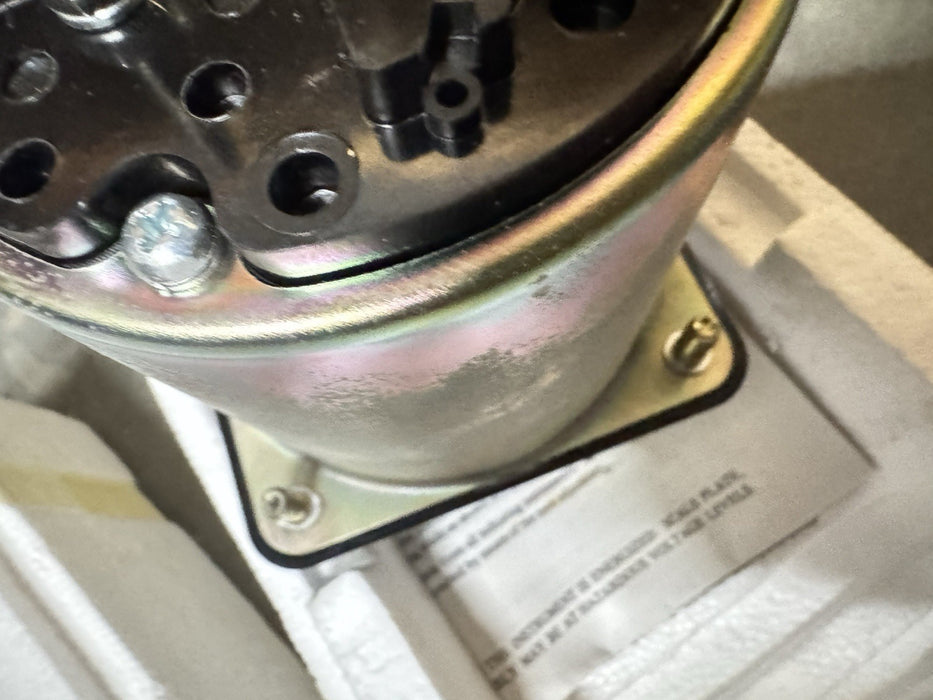 Yokogawa DB-40 103111EAEA-7YBF  2500VDC NIB GP7000-2   0-200 Megaohms meter