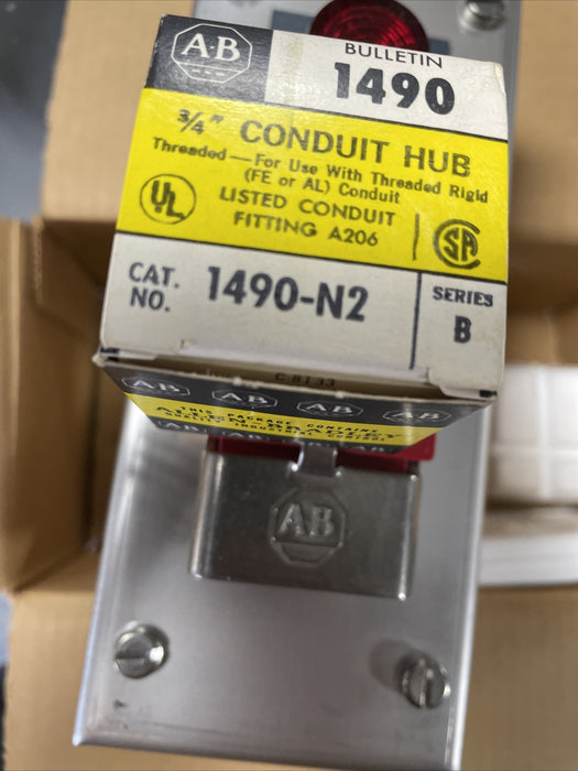 NEW 800H-2HAR4 ALLEN BRADLEY STAINLESS STEEL PUSH BUTTON STATION NIB QTY