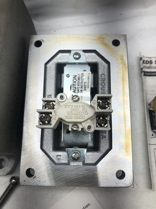 NEW COOPER CROUSE HINDS EDS2596 FACTORY SEALED SIDE OPERATED PUSH BUTTON STATION