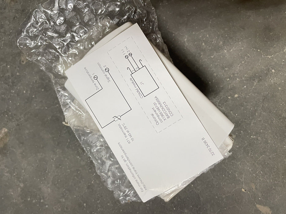 NEW BAYSENS077A X13511528-01 SERVICE FIRST  WIRED ZONE SENSOR