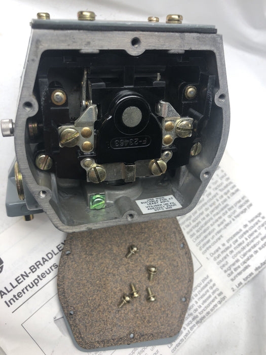 NEW ALLEN BRADLEY 808-K1X1 Speed Switch 808-K1 W/ BOTTOM CONDUIT OPENING N.C.