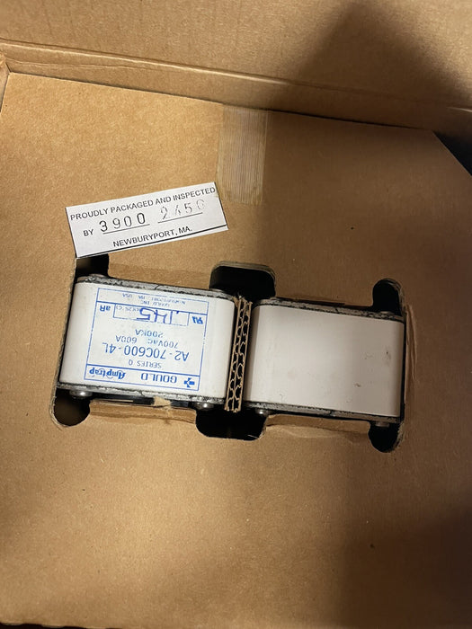 NEW BOX OF 2 GOULD AMPTRAP A2-70C600-4L AMP FUSES