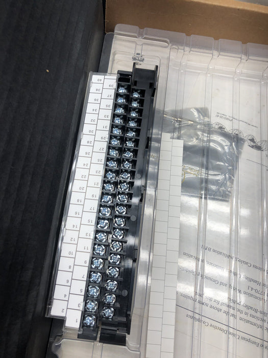 1771-OD16 /B ALLEN BRADLEY ISOLATED 16 POINT 120 VAC OUTPUT MODULE 1771OD16