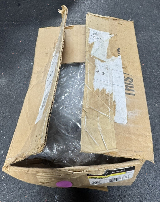 CR2940NJ202A GE CONTROLS START STOP LEVER TYPE PUSHBUTTON STATION CR2940