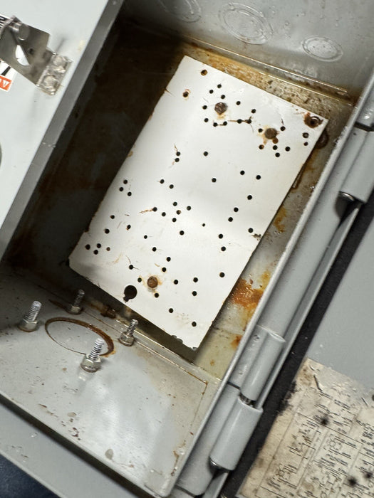 READ LISTING EATON CORPORATION ECN0512AAA / ECN0512AAA ECN0512