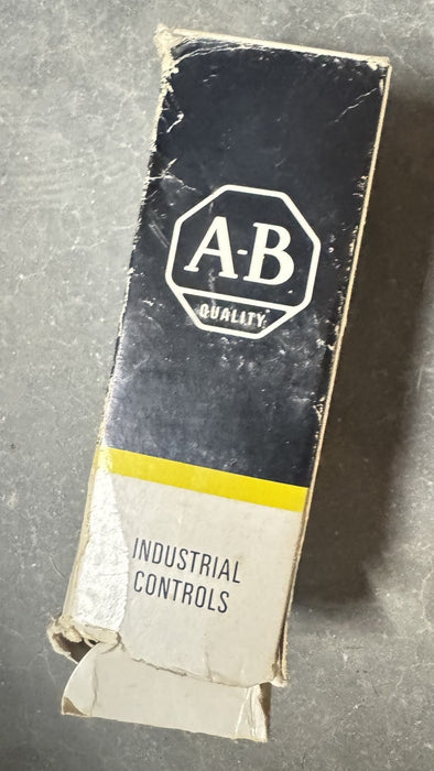 Allen-Bradley 802T-D Oiltight Limit Switch