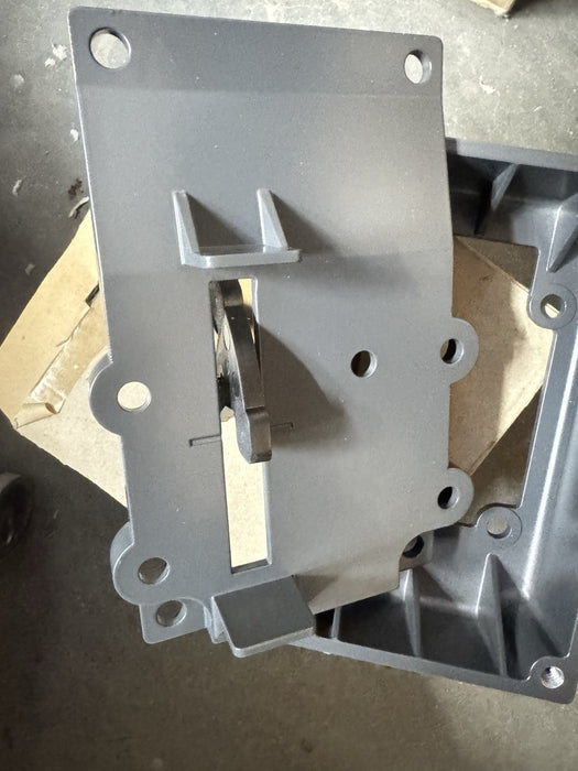 NEW FISHER GG04676X012 ARRAY ARCED 1052 SIZE 20 WINDOW MOUNT MTG-225-320393