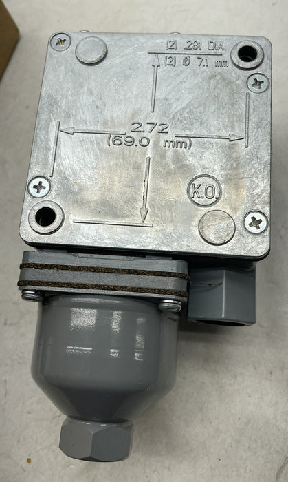 NEW ALLEN BRADLEY 836T-T260JX40 836T PRESSURE CONTROL SWITCH VACUUM 185680