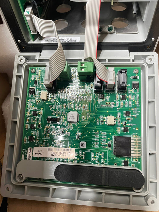 NEW 1056-01-20-38-AN EMERSON ROSEMOUNT 1056 ANALYZER 115/230VAC CONDUCTIVITY PH