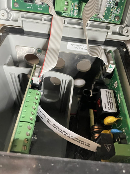 NEW 1056-01-20-38-AN EMERSON ROSEMOUNT 1056 ANALYZER 115/230VAC CONDUCTIVITY PH