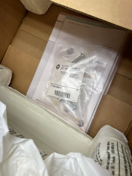 2711P-T10C6A1 NEW Allen Bradley AB PVP 1000 Touch 10" DH+/RIO/DH485 2711P