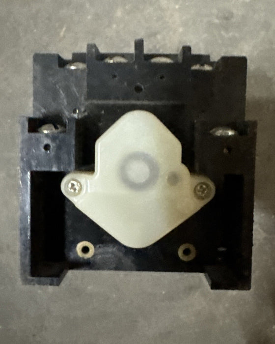 CAN'T READ PART # UNUSED AGASTAT 7012BF TIMING RELAY 1-10 MIN TIME DELAY 240 VAC