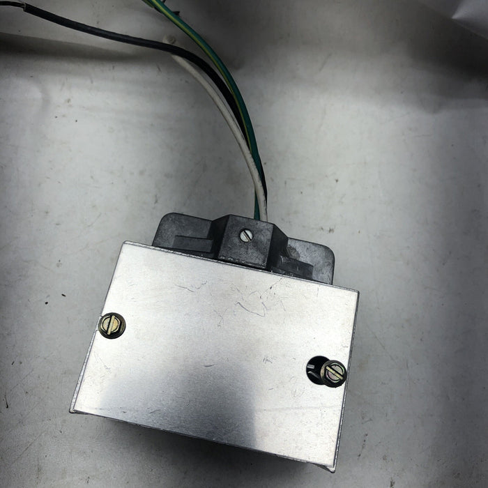 NEW GE LIGHTING SYSTEMS CAT NO. MPM-3PR FIXTURE FITTING