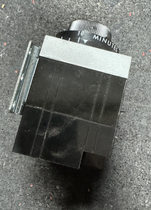 NEW UNUSED AGASTAT 7022AF TIMING RELAY 1-10 MIN TIME DELAY TIMER