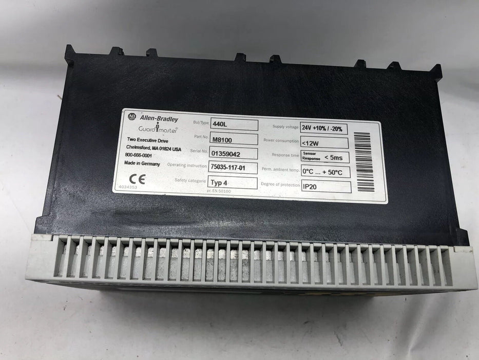 NEW ALLEN-BRADLEY 440L-M8100 SAFETY LIGHT CURTAIN MODULE 24VDC 440L  M8100