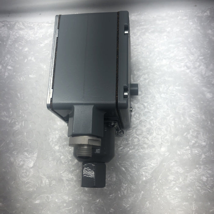 NEW 836T 2017 ALLEN BRADLEY 836T-T253JX119 BULLETIN PRESSURE CONTROL SWITCH NIB