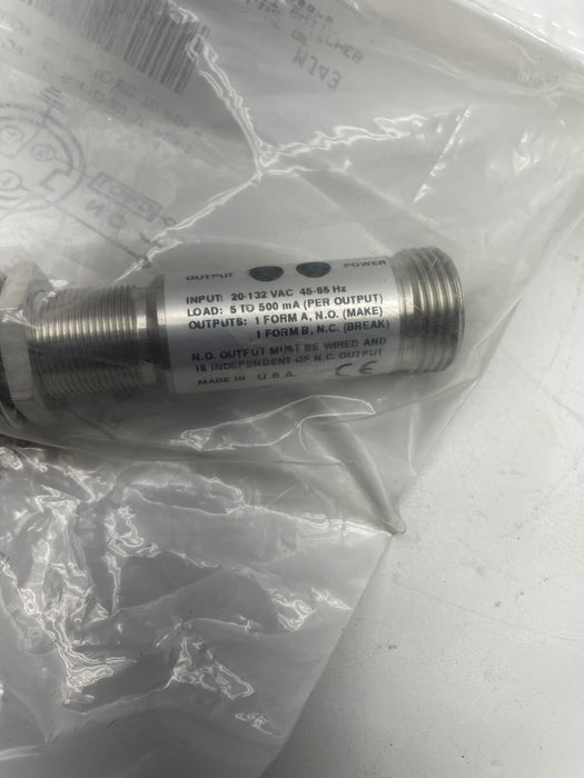 NEW FACTORY SEALED ALLEN BRADLEY 871T-A5J18FE SERIES A INDUCTIVE PROX SENSOR
