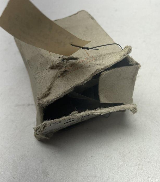 NEW IFM IG5793 IGB3005-BPKG/US-100-DPS 5mm SENSING 18-36 VDC