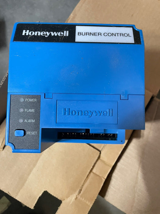 RM7823 A 1016 Honeywell Combustion Controller RM7823A 1016 Brand New