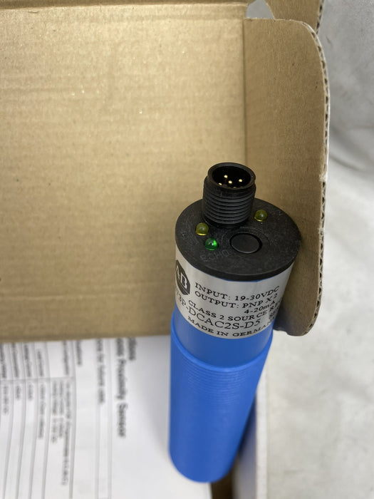 NEW ALLEN BRADLEY 873P-DCAC2S-D5 ULTRASONIC PROXIMITY SENSOR PNP X 2 19-30VDC