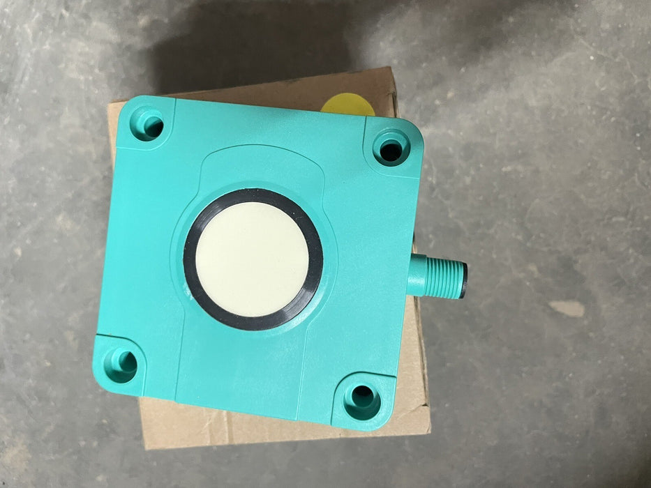 NEW PEPPERL + FUCHS UB4000-F42-U-V15 134004 ULTRASONIC PROX SWITCH UB4000 PEFUNC