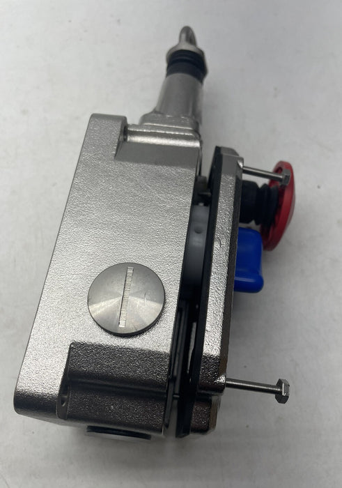 NEW 440E-L22BNSM GUARDMASTER LIFELINE4 STAINLESS ROPE PULL SWITCH E-STOP