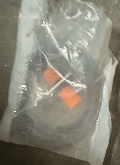 NEW JOHN CRANE 22770511 SAFEMATIC ALARM PROXIMITY SENSOR BRACKET AC-1 IG0363