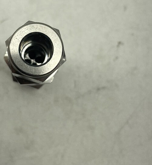 NEW D-PRO V33B-D-6T-1-S POPPET CHECK VALVE 3/8" COMPRSSION X 3/8" COMPRESSION