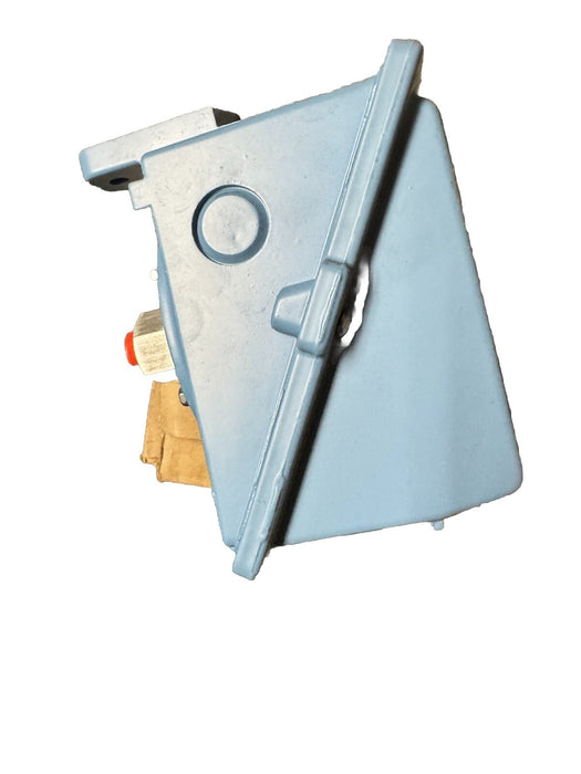 UNITED ELECTRIC J402-555-9908 SWITCH NIB 0-100 PSI