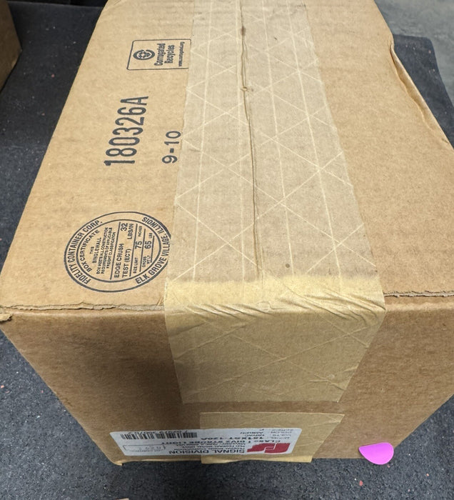 Federal Signal 151XST-120A Strobe Light Hazardous Location AMBER 120Vac ORANGE