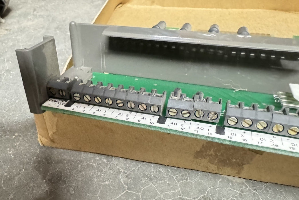 NEW ABB NTCS01 INFI-NET Termination Unit